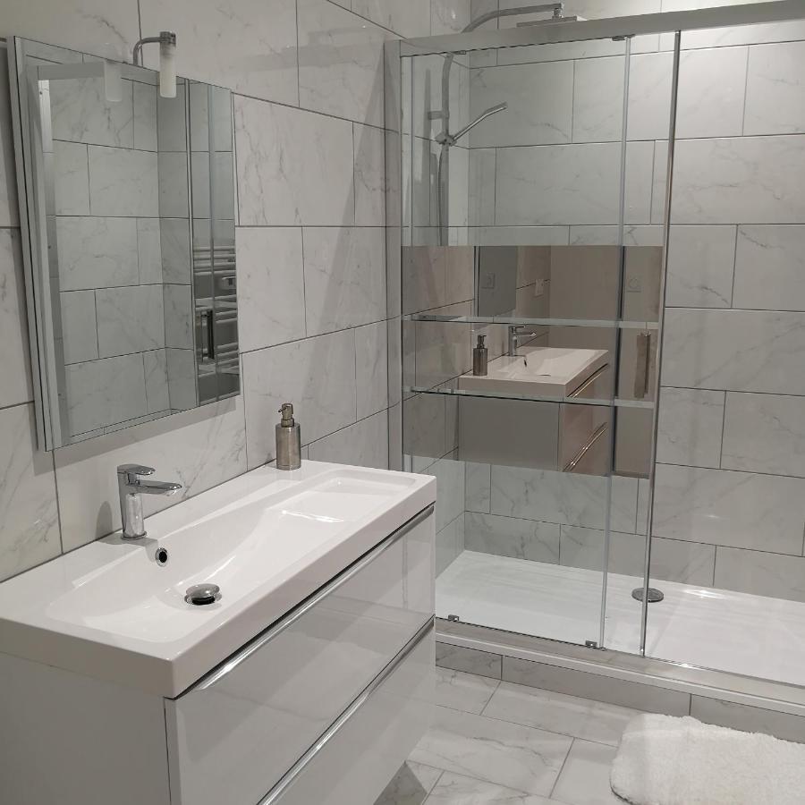 קסטלנודארי Suite Familiale Saint-Exupery-Spacieux-Hypercentre-Wifi-Velo מראה חיצוני תמונה